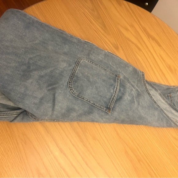 NWOT - Gap Blue Denim Overalls - L - Picture 3 of 4